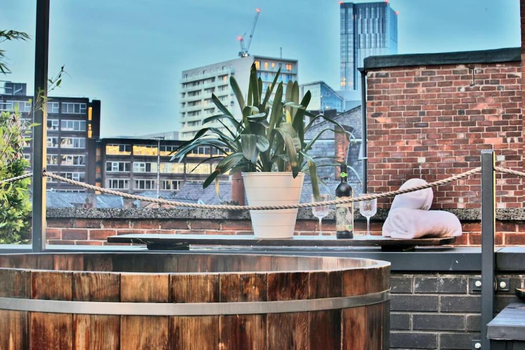 Hammock Heights! Hot Tub,Private Garage,Citycentre Manchester Dış mekan fotoğraf
